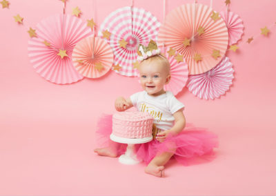 photographer chester, pink cake smash for baby girl, cake smash chester